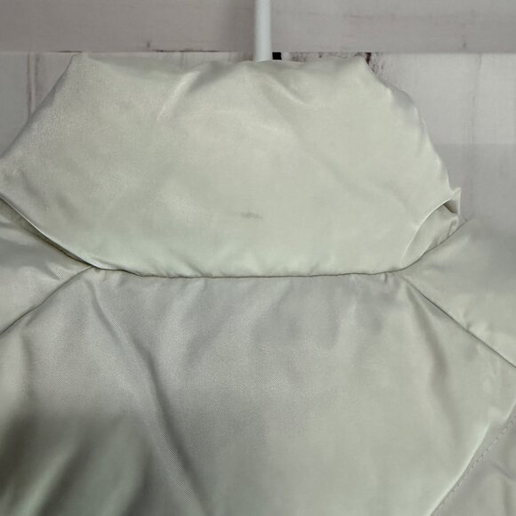 The North Face Aconcagua 550 Down Vest Women’s M Ivory EUC - Picture 6 of 15